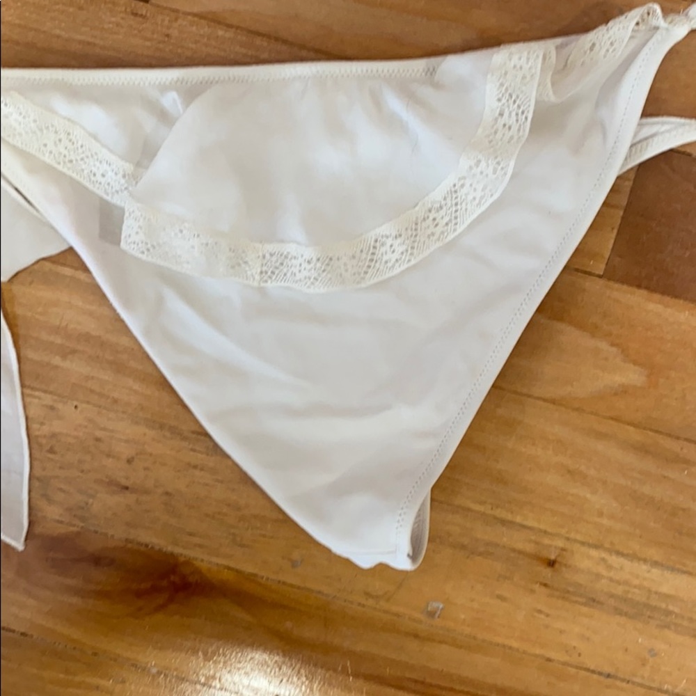 Halter bathing suit - Picture 2 of 3